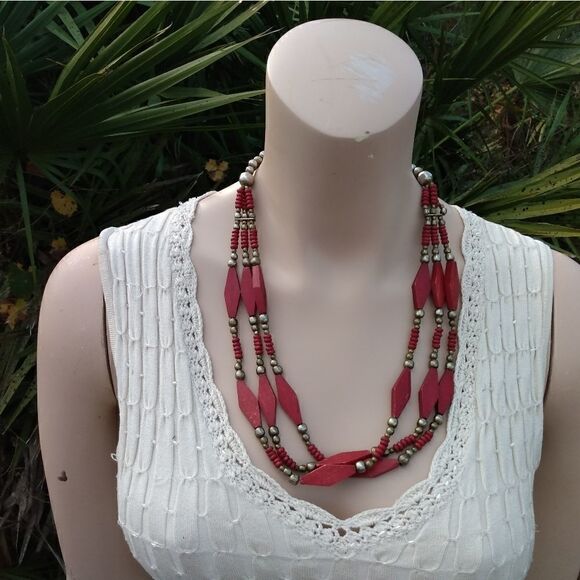 HANDMADE Red Wood & Silver Metal Beaded Necklace 10.5 inches long - Picture 3 of 13